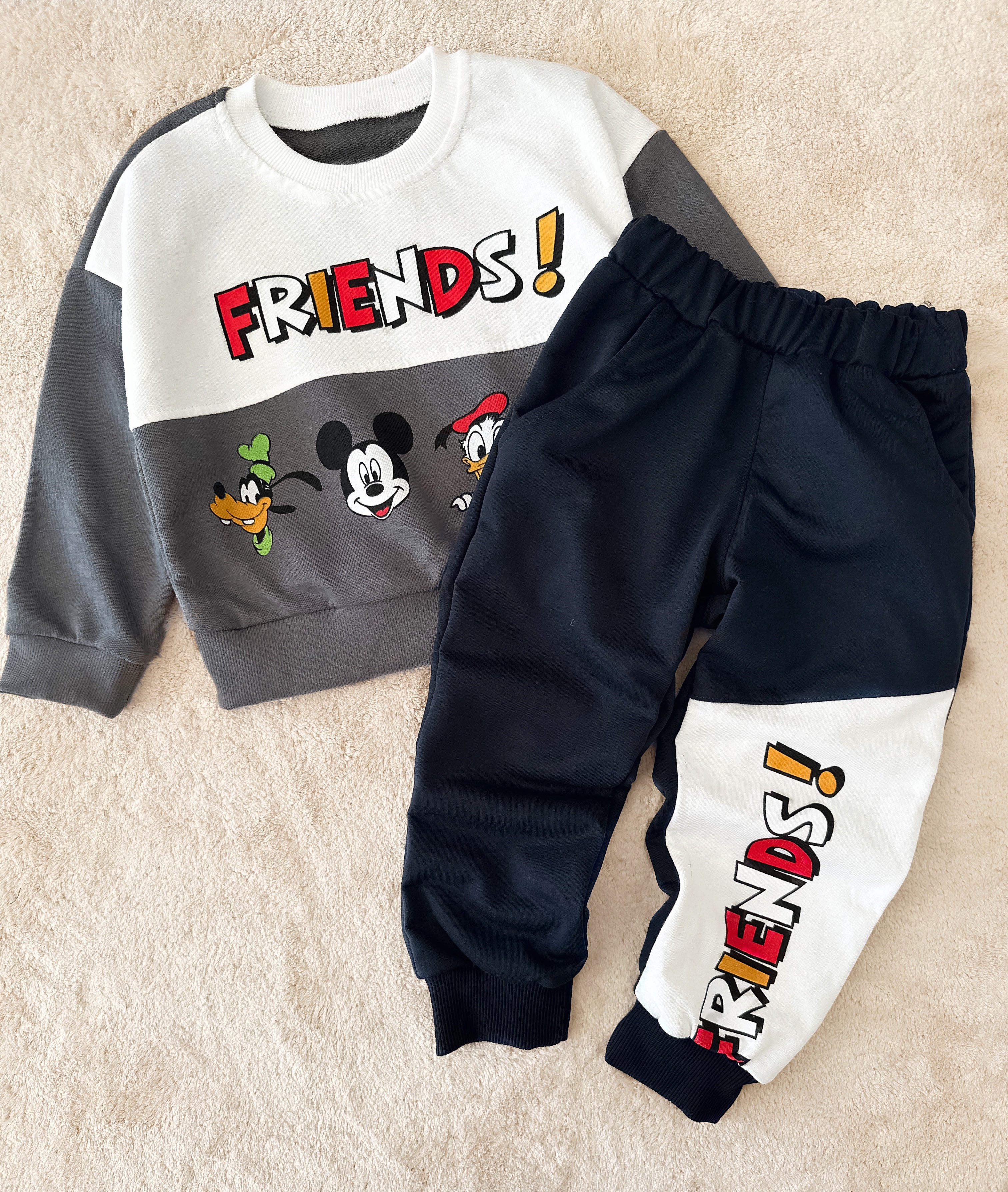 ÇOCUK TAKIM MİCKEY FRİENDS BASKILI 2-5 YAŞ FÜME 