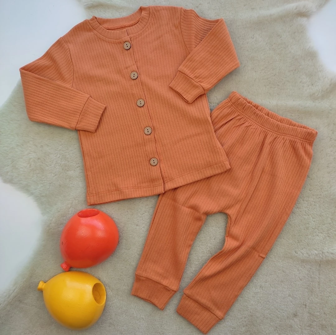 bebek 2'li 1 yaş- 3 yaş aralığında pijama takım düğmeli