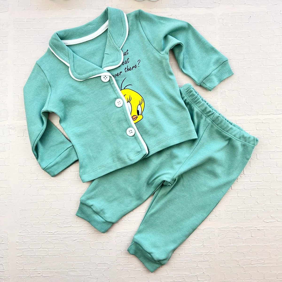 bebek pijama takım 6-18 ay tweety baskılı düğmeli