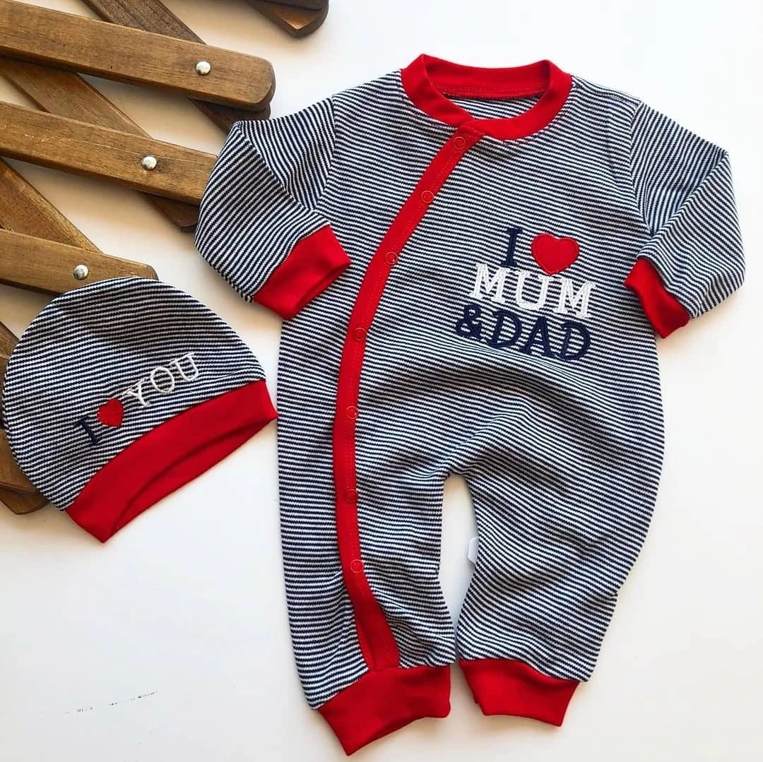 Bebek tulum çizgili mom+dad baskılı şapka hediyeli