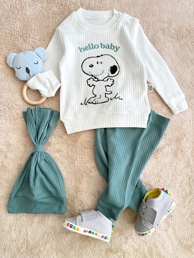 SNOOPY ŞAPKALI TAKIM 