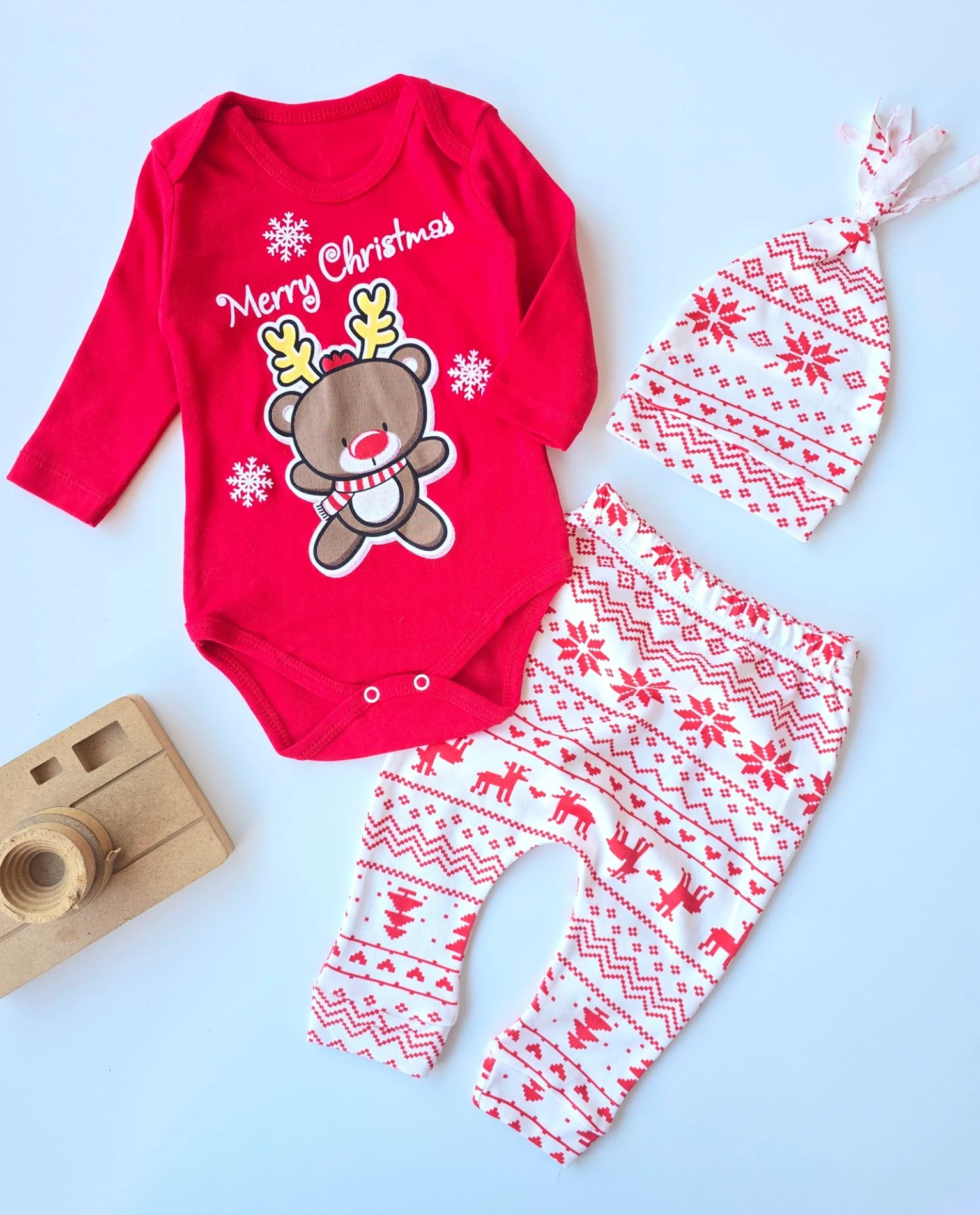 bebek takım 3-9 ay christmas baskılı kırmızı şapka hediyeli