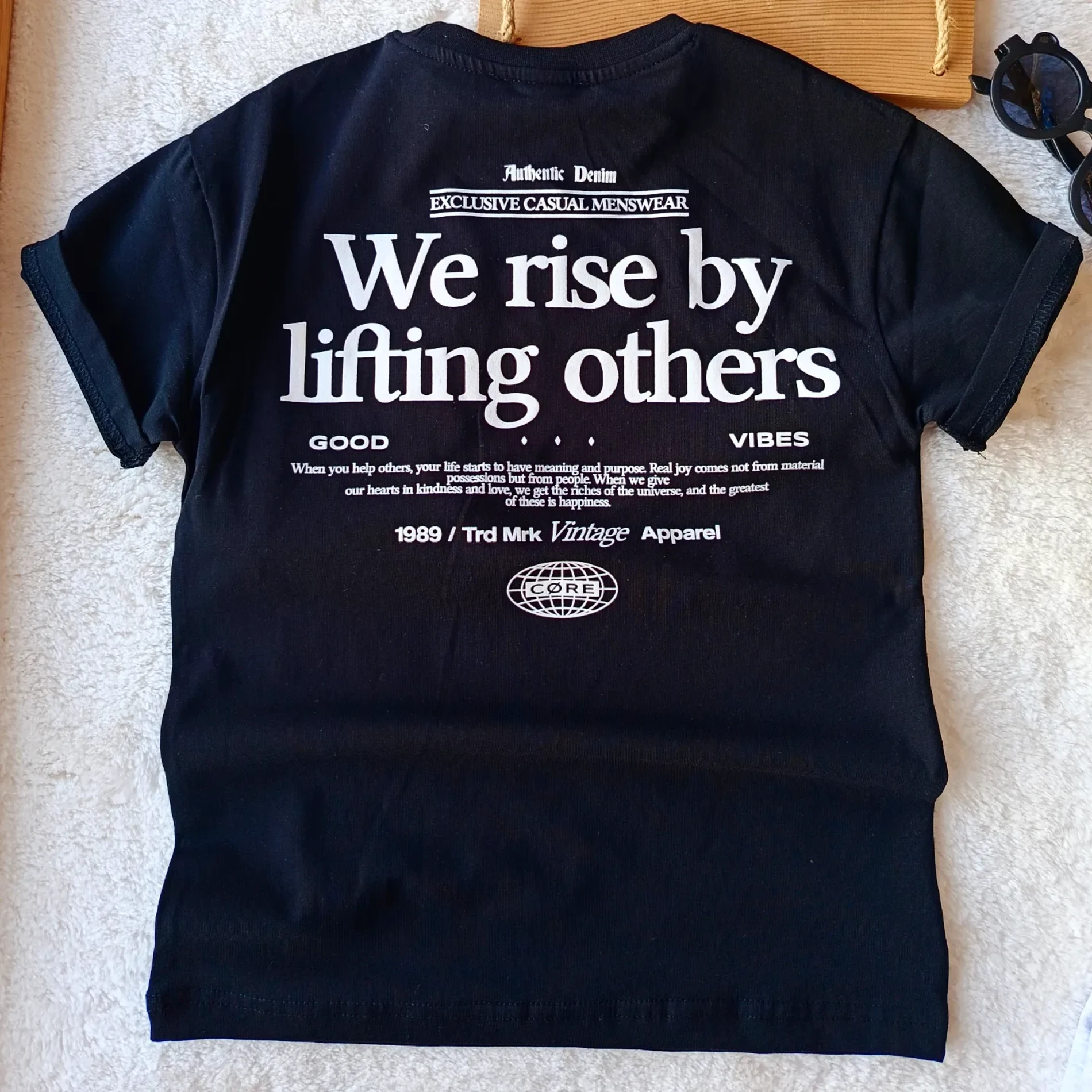 Çocuk Tshirt Cep Detaylı Sırt Yazı Baskılı 8-12 Yaş Siyah