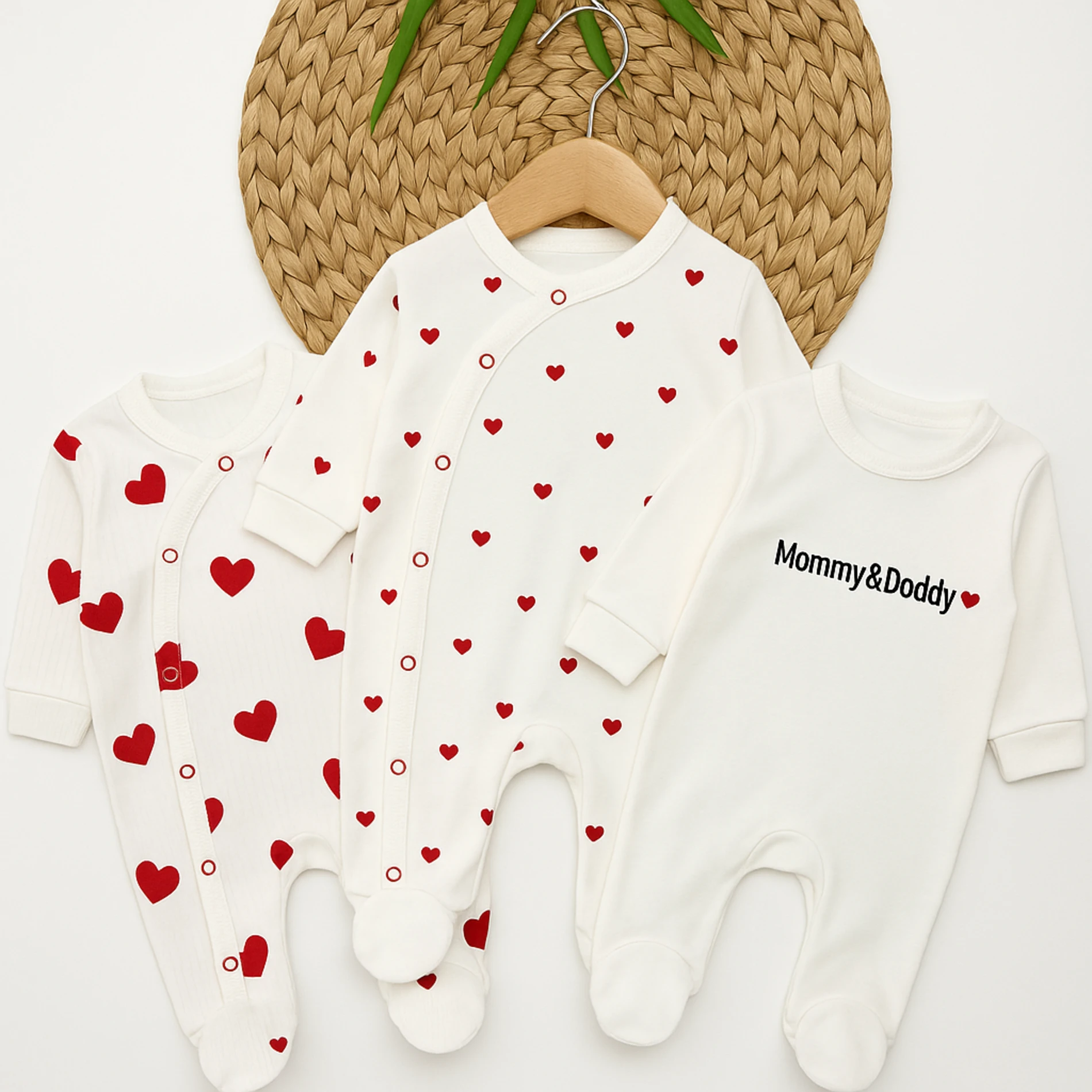 Bebek Mommy&Daddy Baskılı Kalpli 3'Lü Tulum Set