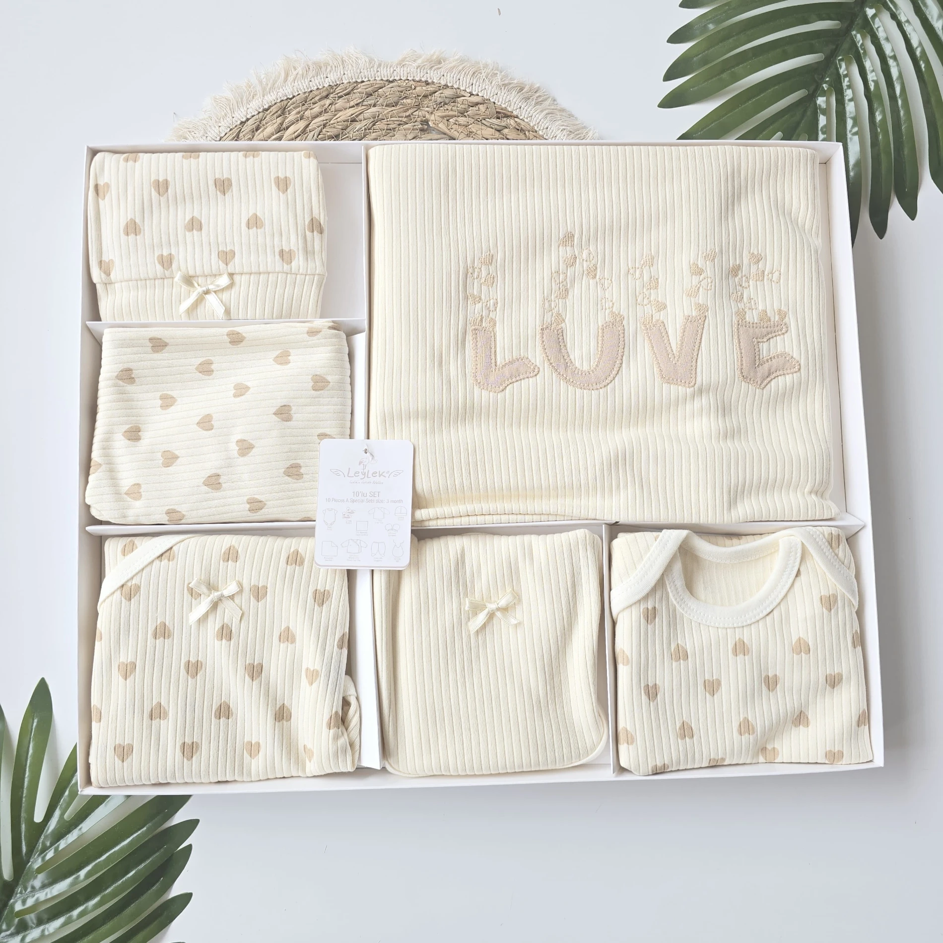 Bebek Hastane Çıkışı 10'Lu %100 Pamuk Kalpli Love Detaylı 0-3 Ay