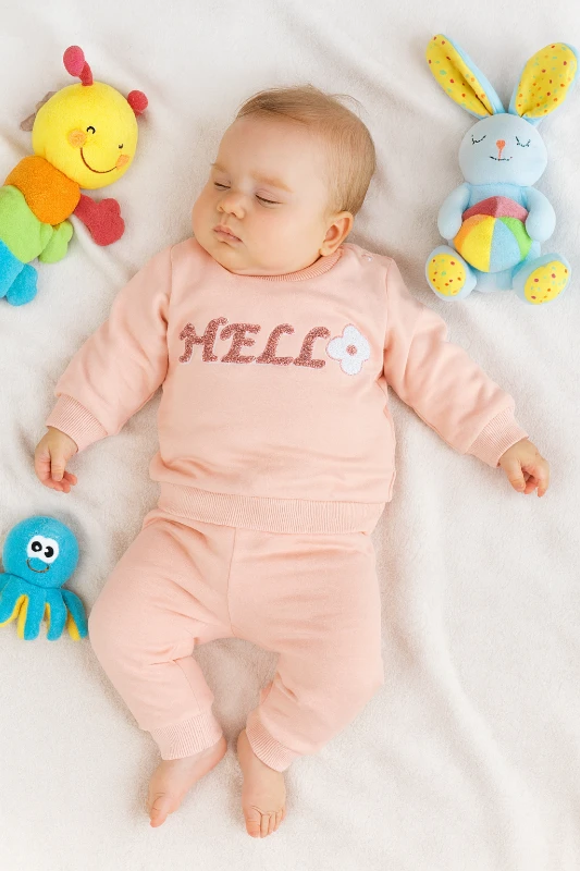 Bebek Süzene Hello Nakışlı Takım